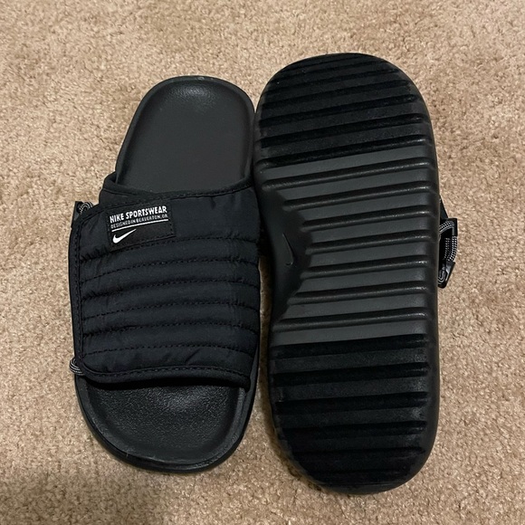 Nike Asuna Slides - Picture 2 of 6